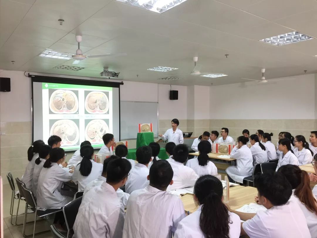 曾瑩峰最新教學，探索教育的新境界