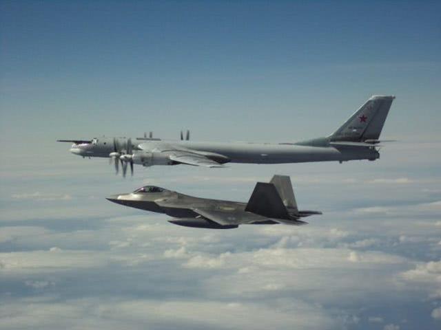 中國(guó)最新轟炸機(jī)視頻，揭示空中力量的嶄新面貌